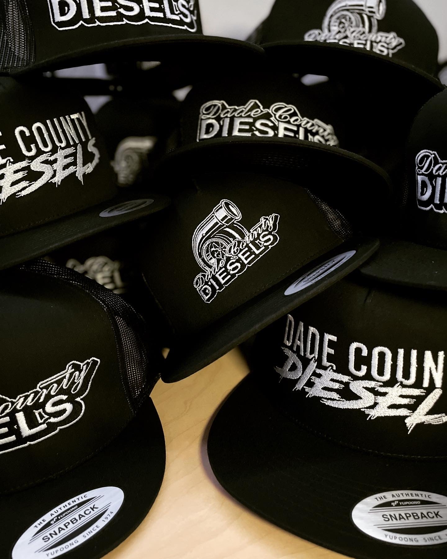 Black Snapback Hat - Flat Bill (Logo)